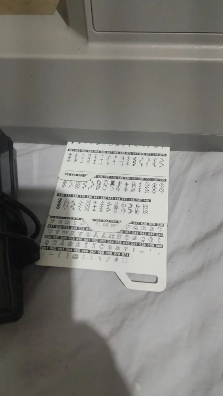 Maquina de costura singer duter 204l ,nunca usada - Foto 2