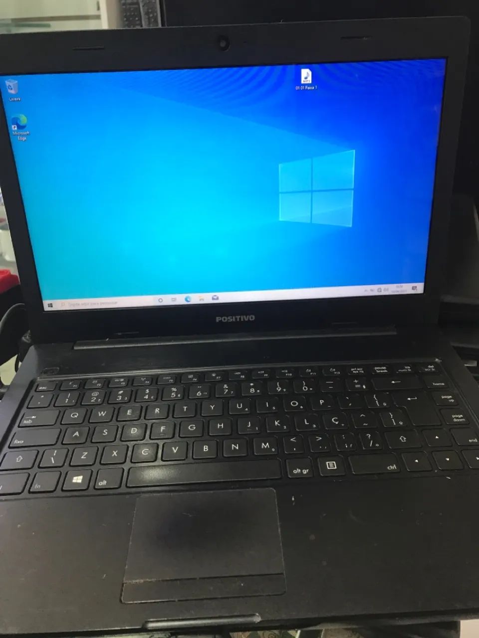 Notebook positivo com Adptador de som 