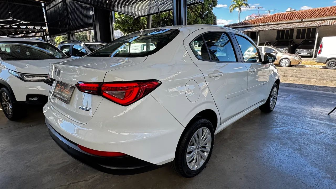 Fiat Cronos Drive 1.3 8V Flex 2025 - Foto 4