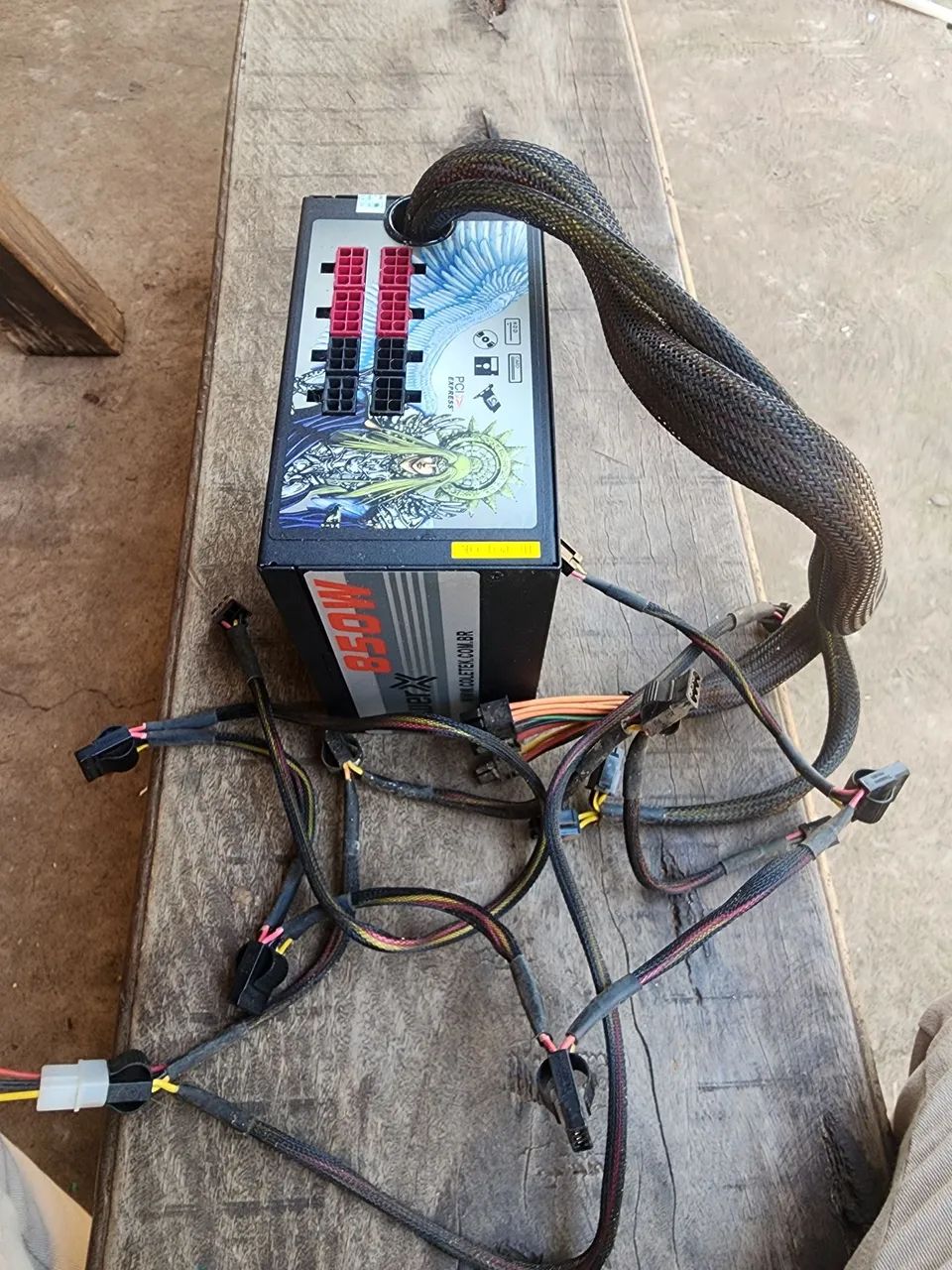 Fonte 850w Modular Power Selo 80 Plus Bronze - Foto 2