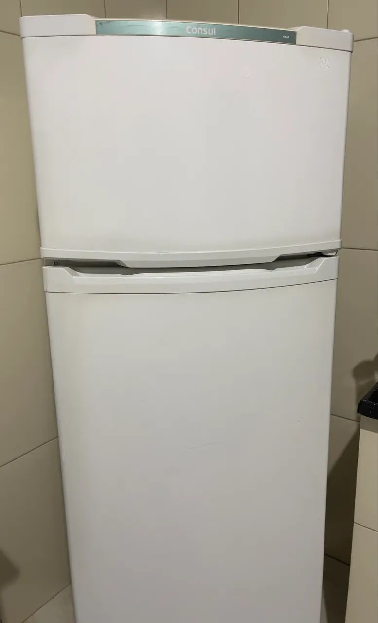 Geladeira cônsul 