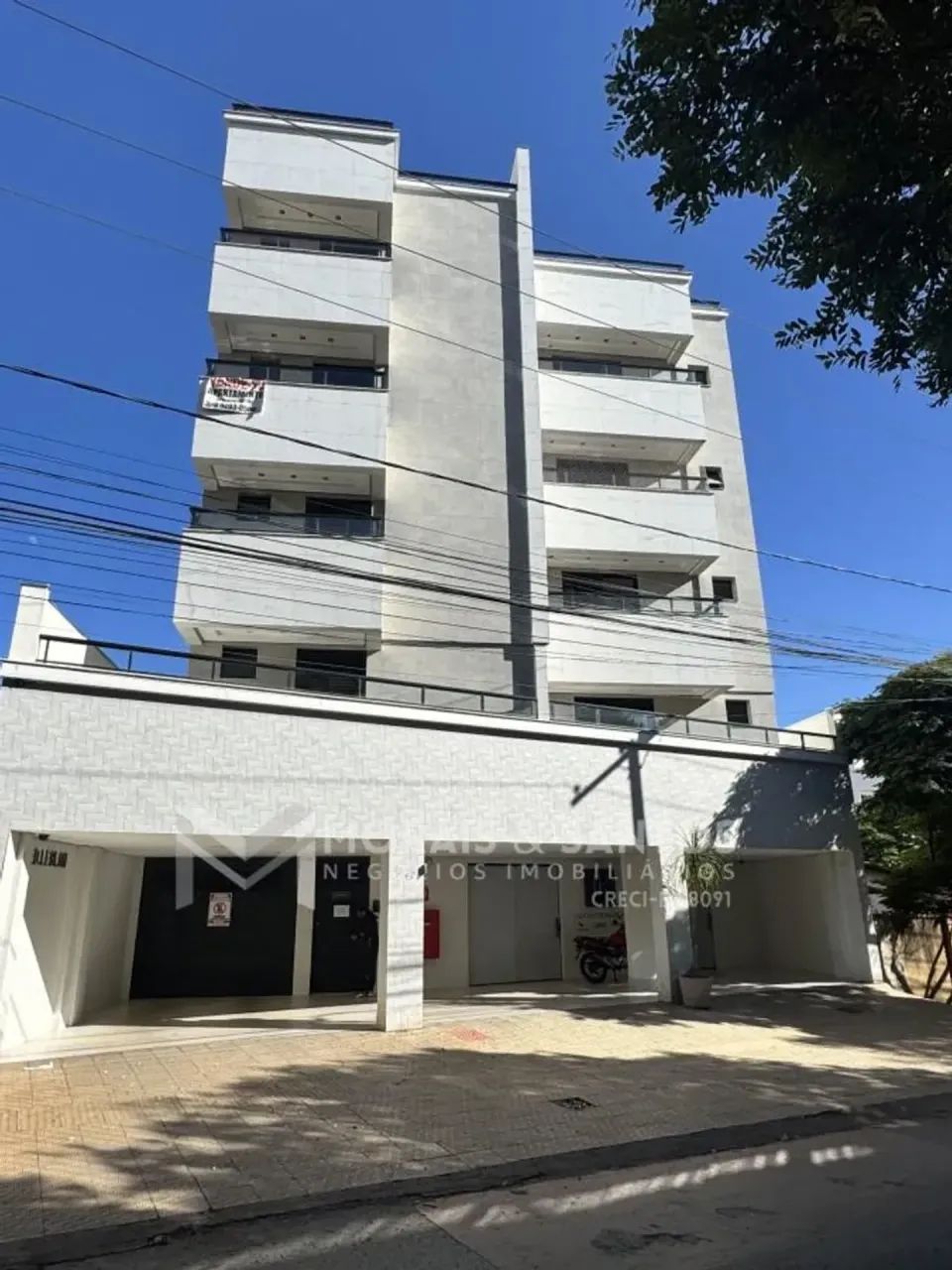 Apartamento no bairro Augusta Mota  Edifício Leblon Montes claros MG