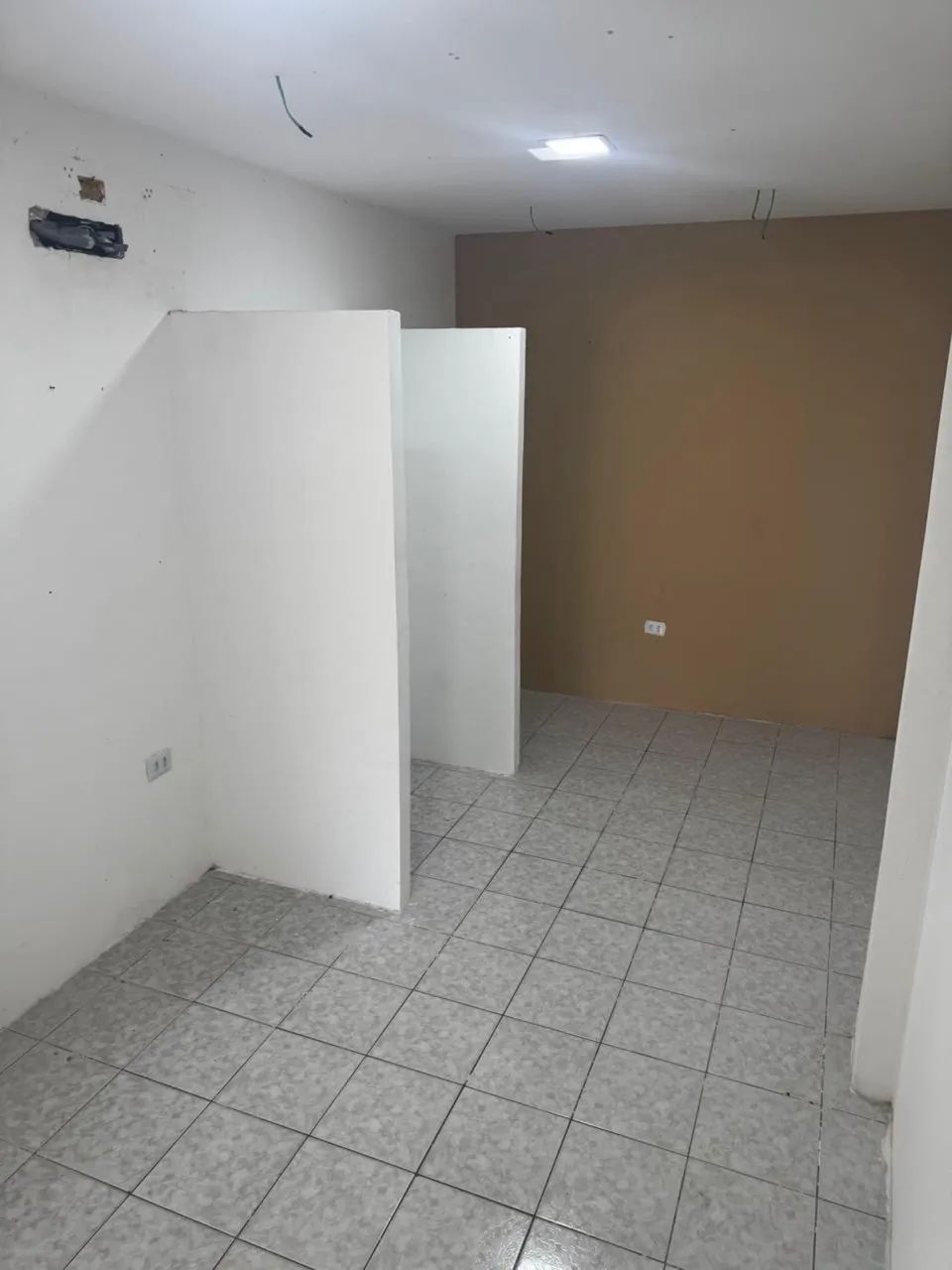 Alugamos salas comerciais  - Foto 5