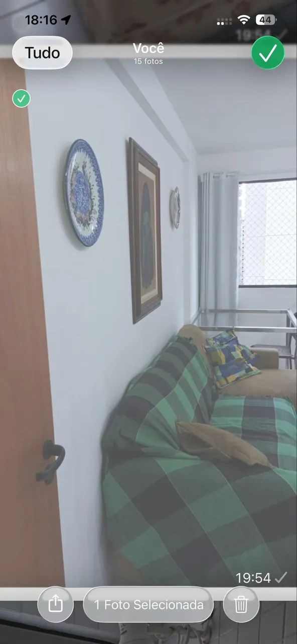 ACEITO PROPOSTA URGENTE ! Sofá 3 lugares e um deles RE......... verde musgo - Foto 2