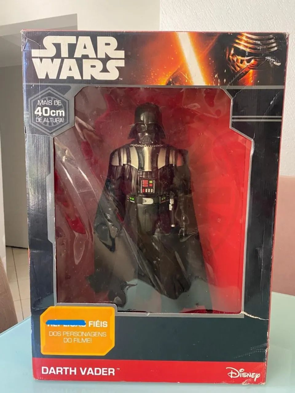 Boneco darth vader star wars na caixa