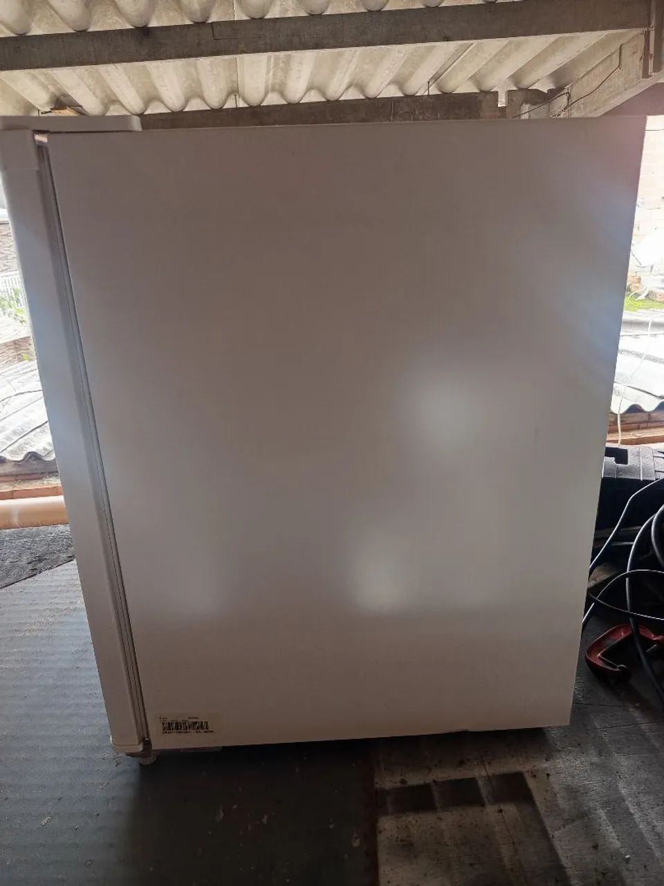 Frigobar Midea 71 litros ( inverter ) - Foto 2