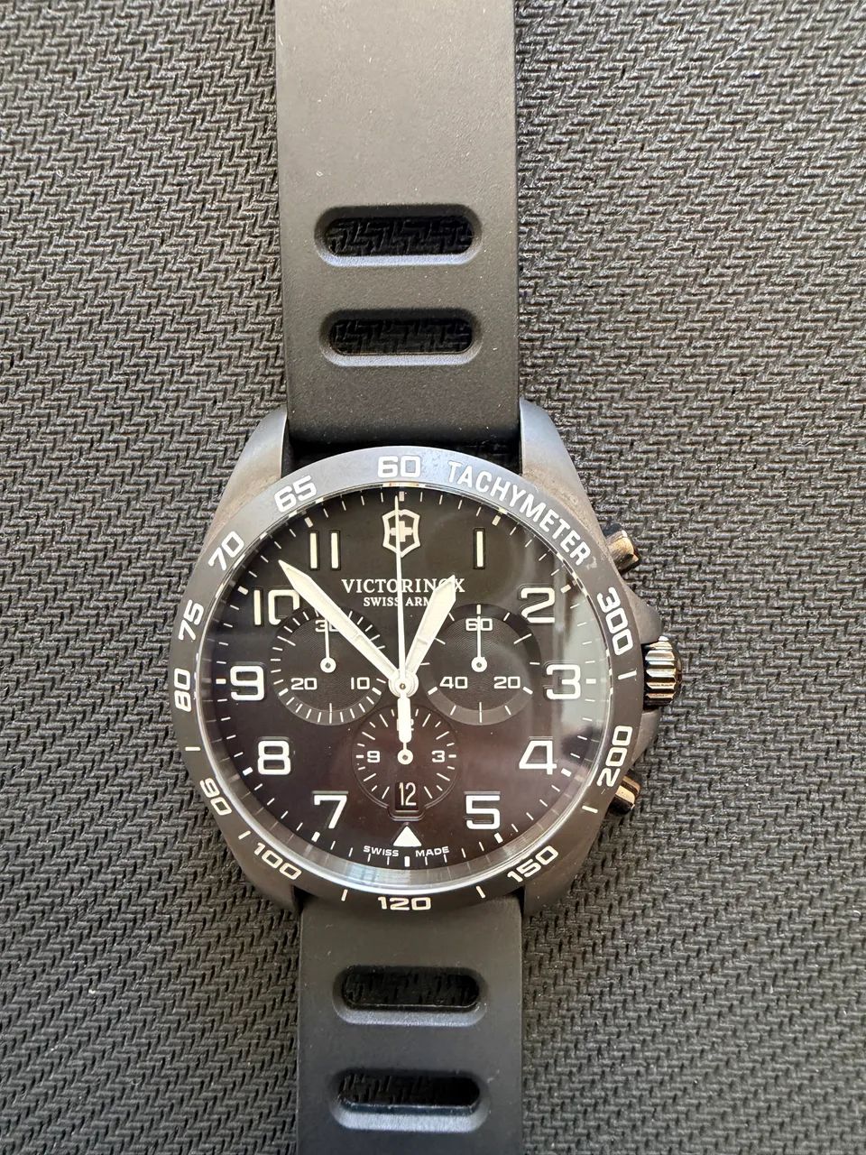 Relógio Victorinox FieldForce Sports