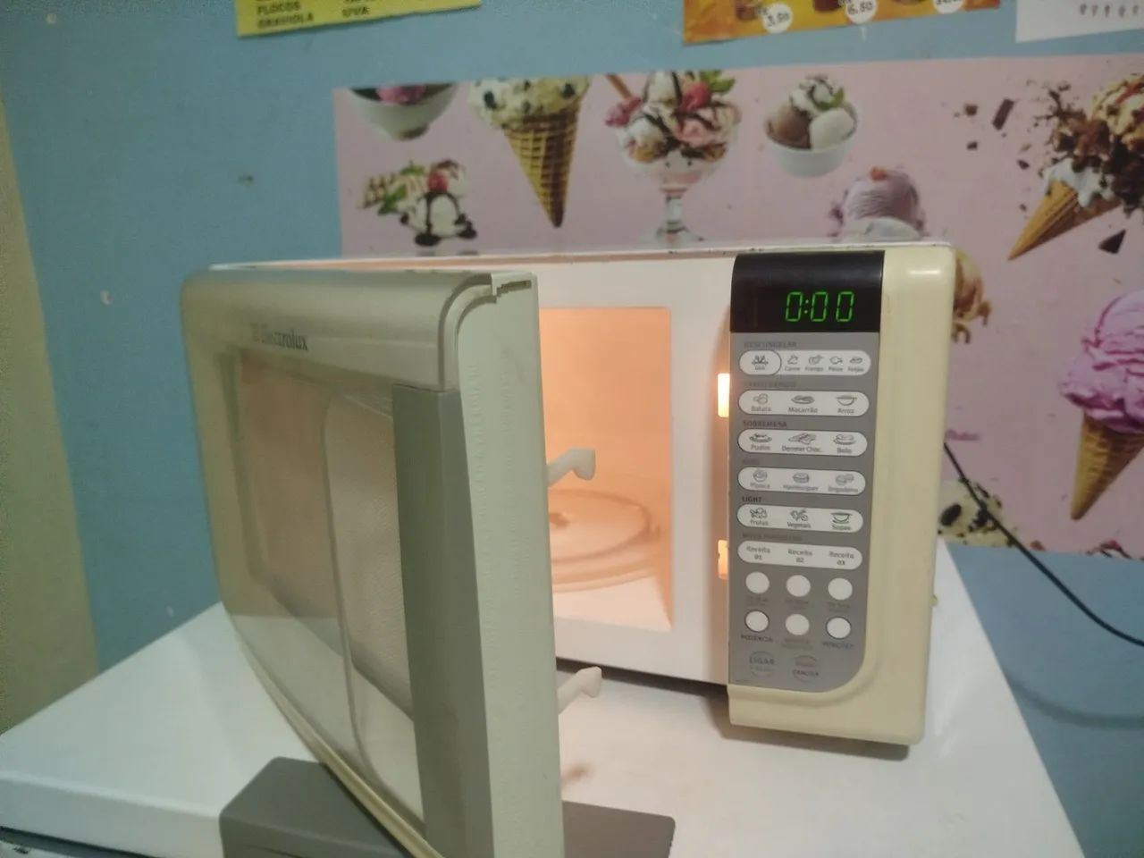 Microondas Eletrolux 22 litros 