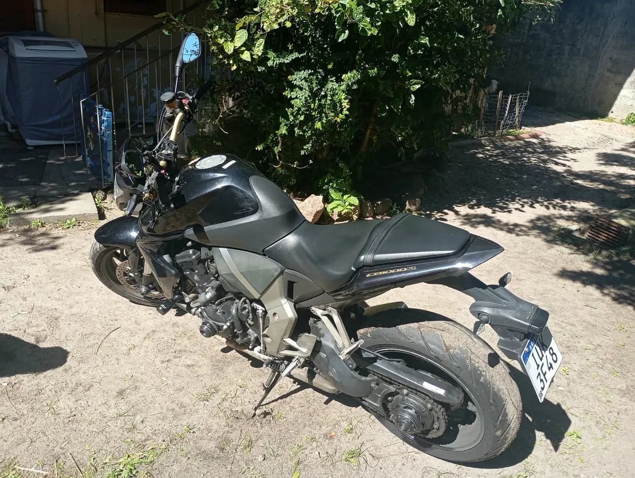 Moto Top