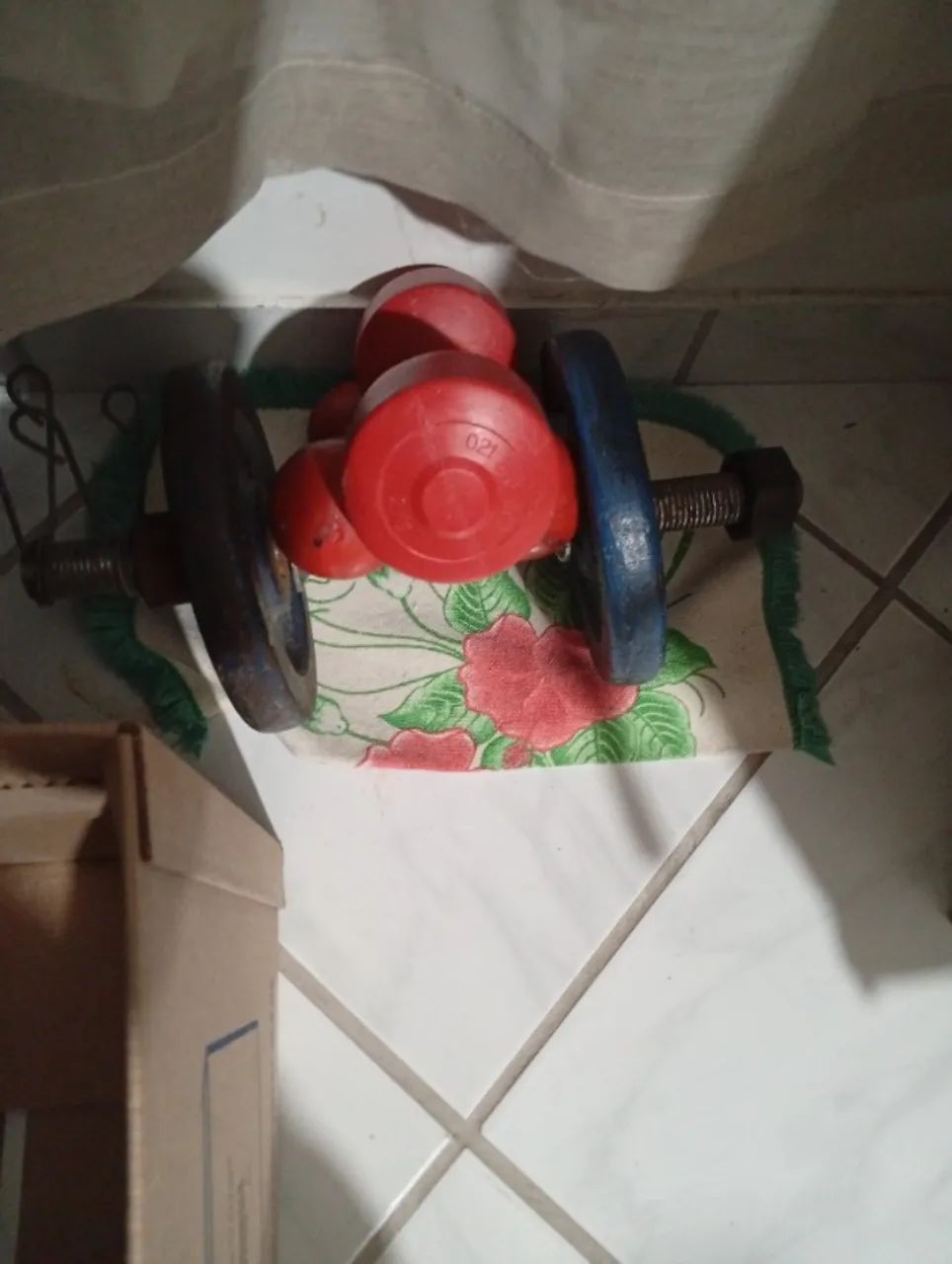 Anilhas e barras ( alteres) mais suporte - Foto 3