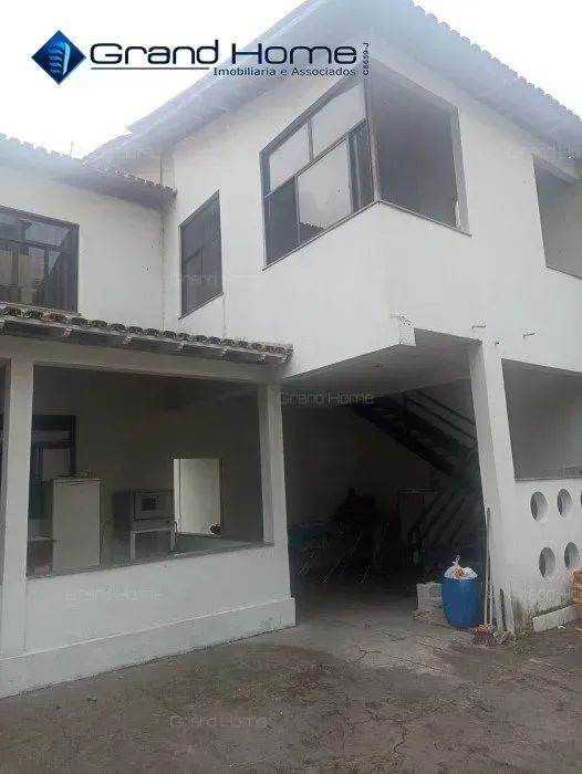 Casa 6 quartos em Itapuã