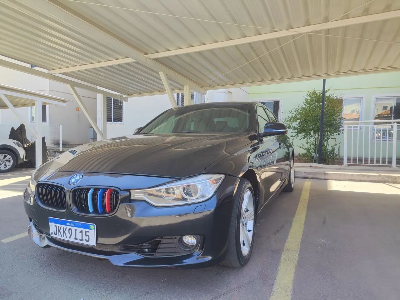 BMW 320I A 2.0 Turbo/activeflex 16V 184cv 4P 2014