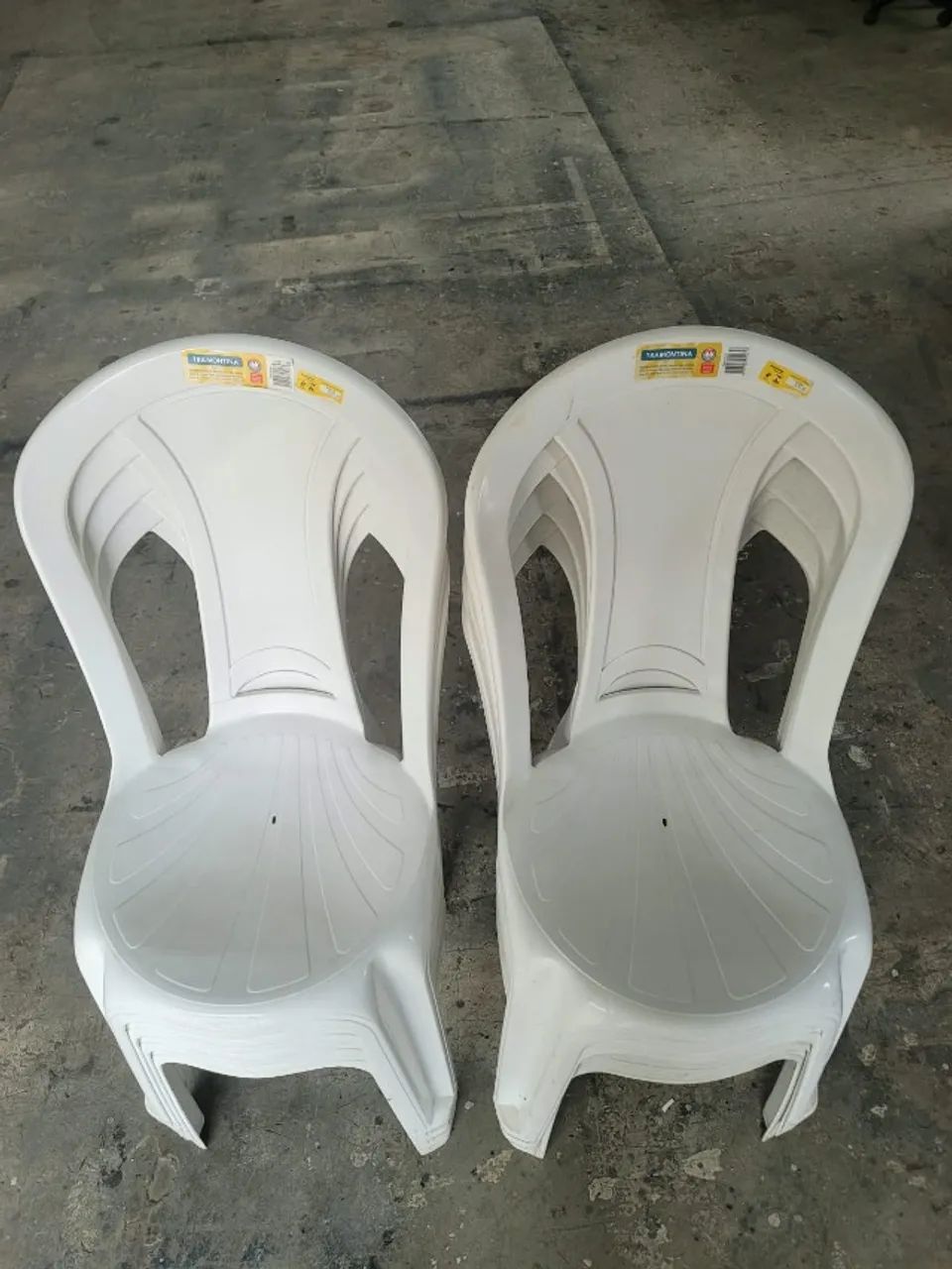 cadeiras plásticas brancas monobloco sem braço - Foto 3