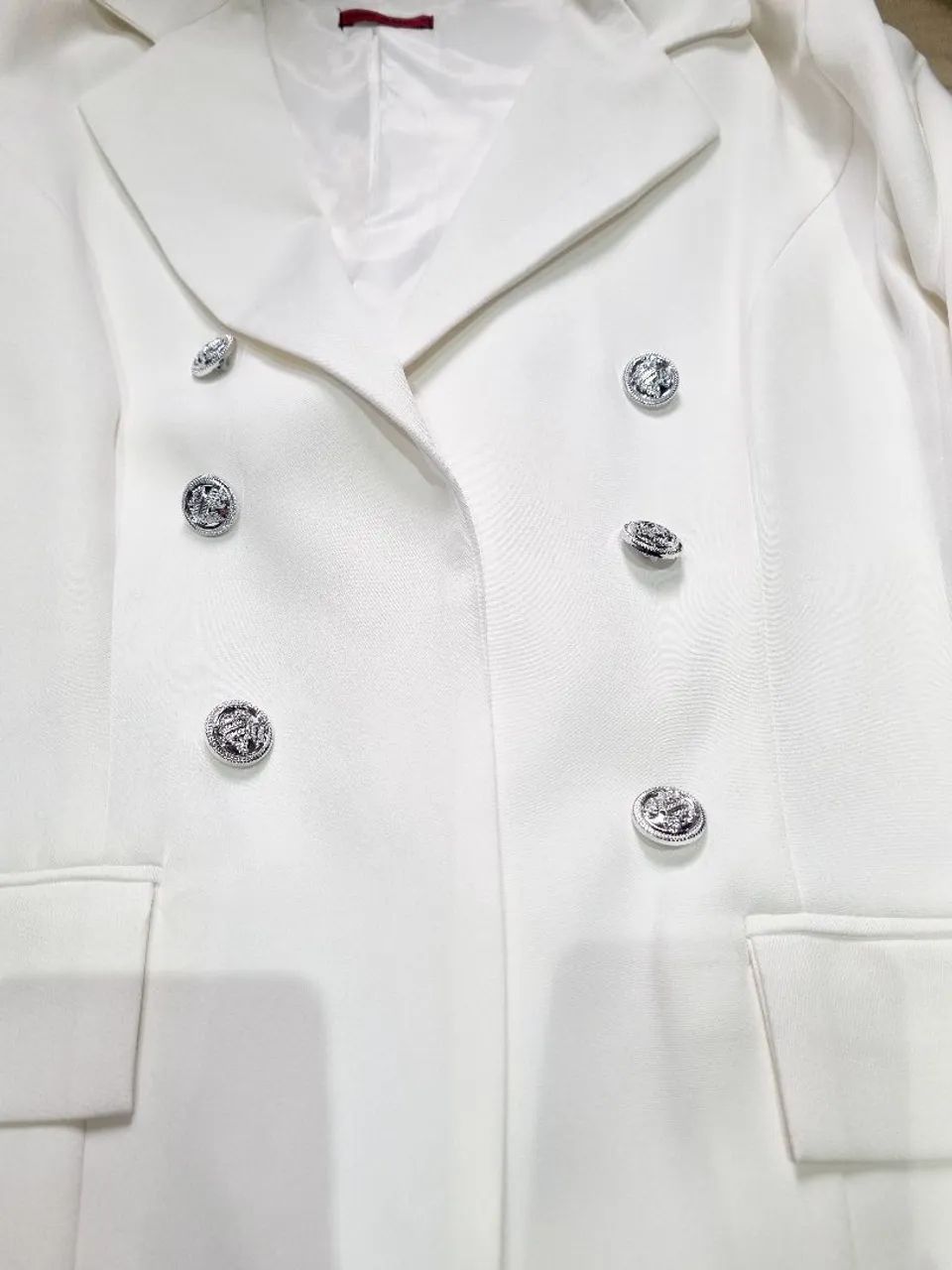 Blazer feminino novo 44/46 branco  - Foto 2