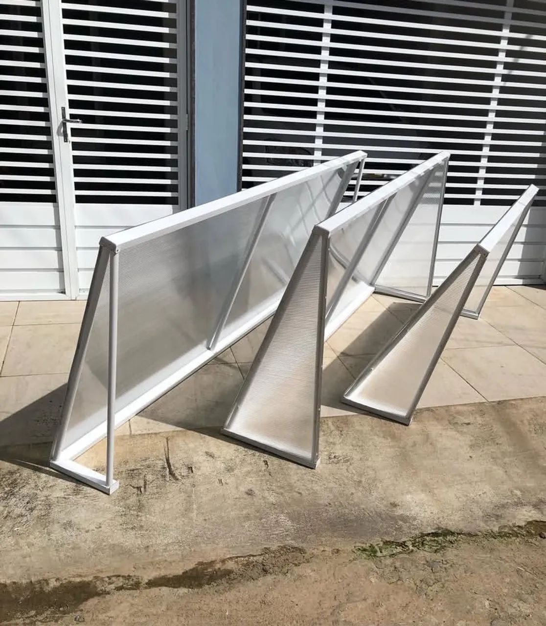 Toldo em policarbonato 