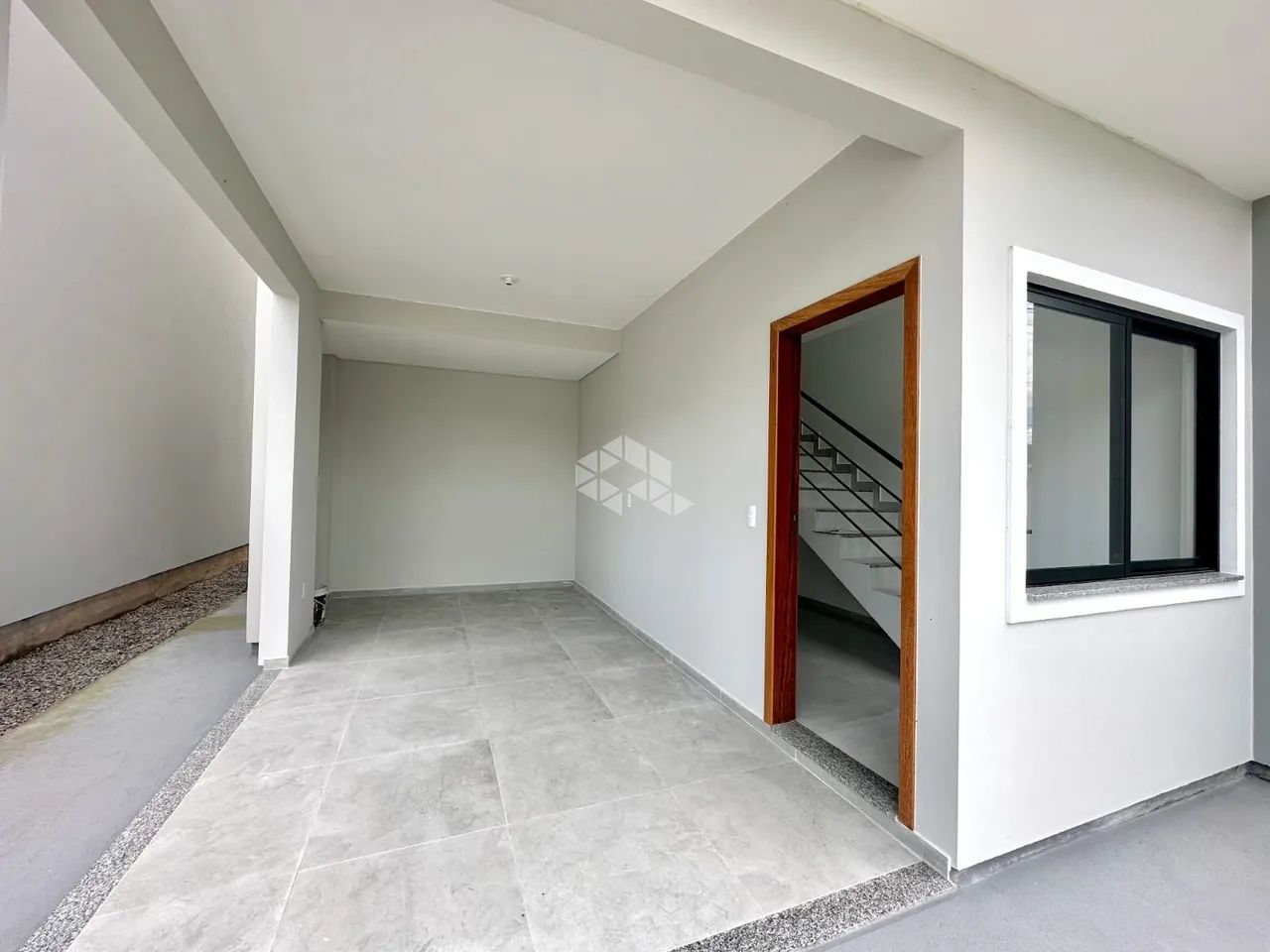 CASA SOBRADO COM 2 DORMITÓRIOS SENDO 1 SUÍTE, EM FORQUILHAS - SC À VENDA - Foto 5