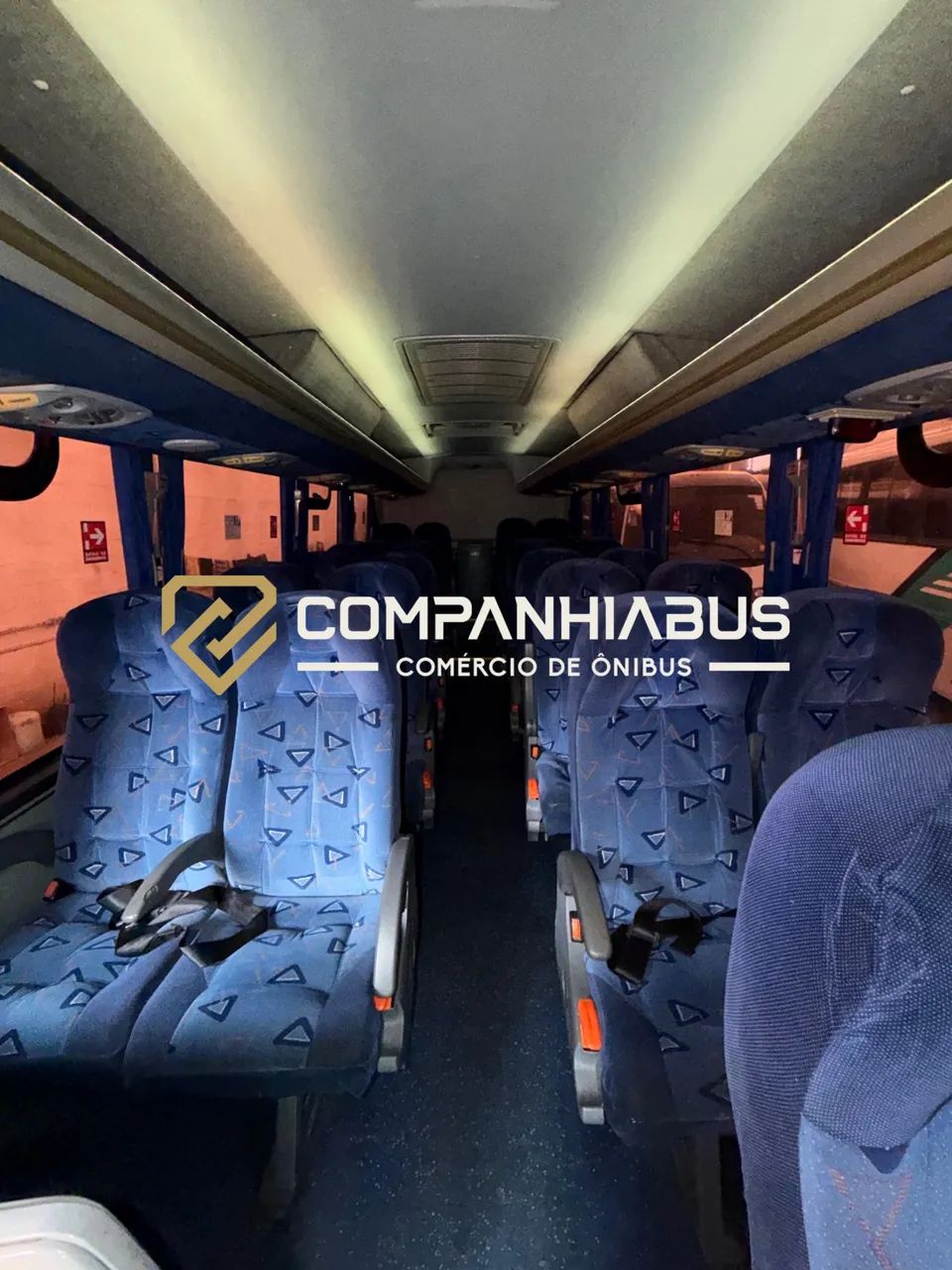 Microônibus Neobus Thunder+ 2011/2012 - Foto 5