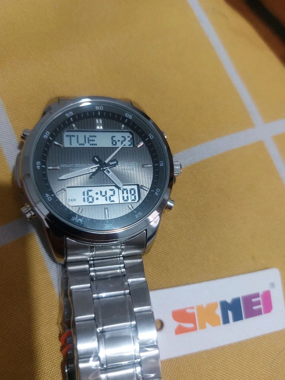 Relogio skmei digital e analógico 