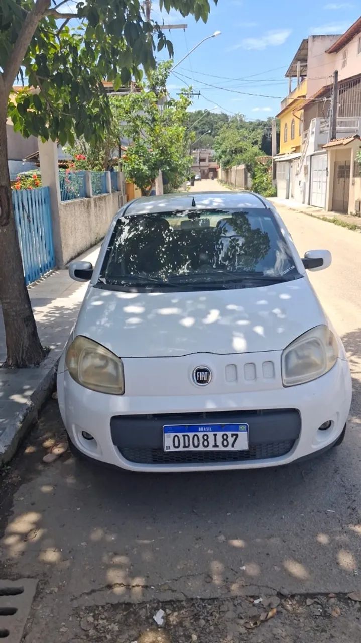 Fiat Uno VIVACE CELEB. 1.0 EVO F.FLEX 8V 5P 2013