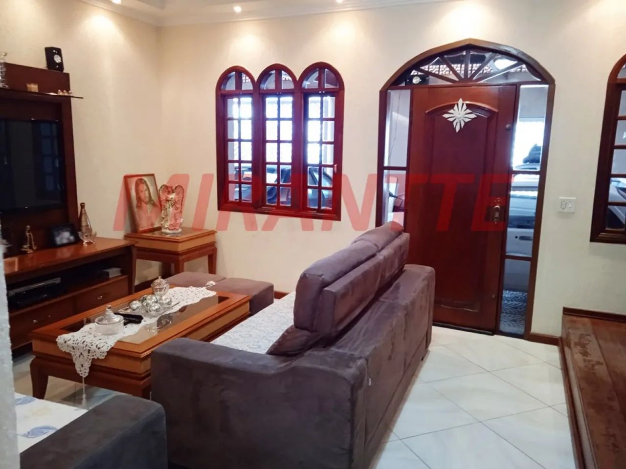 Sobrado de 308m² com 6 quartos em Vila Nilo - Foto 2