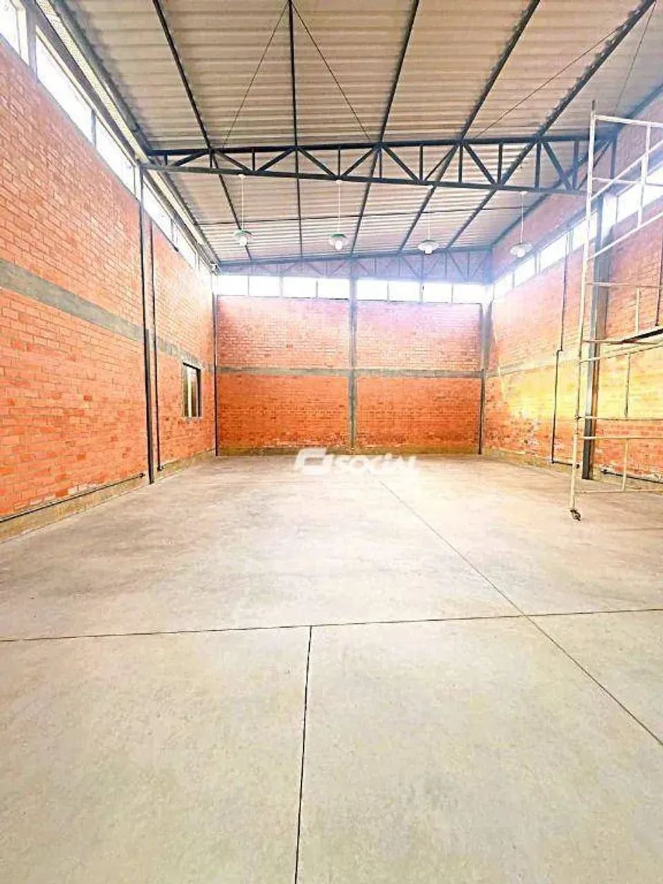 Ponto comercial estilo galpão novo com mezanino para locaçao, com estacionamento exclusivo - Foto 7