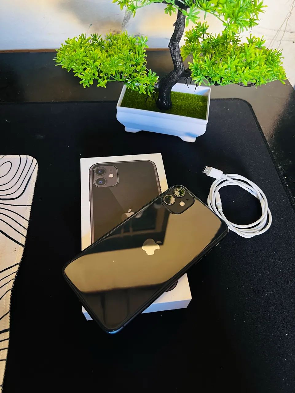 iPhone 11 Preto 128gb Com Caixa Original e cabo Lightning - Foto 3