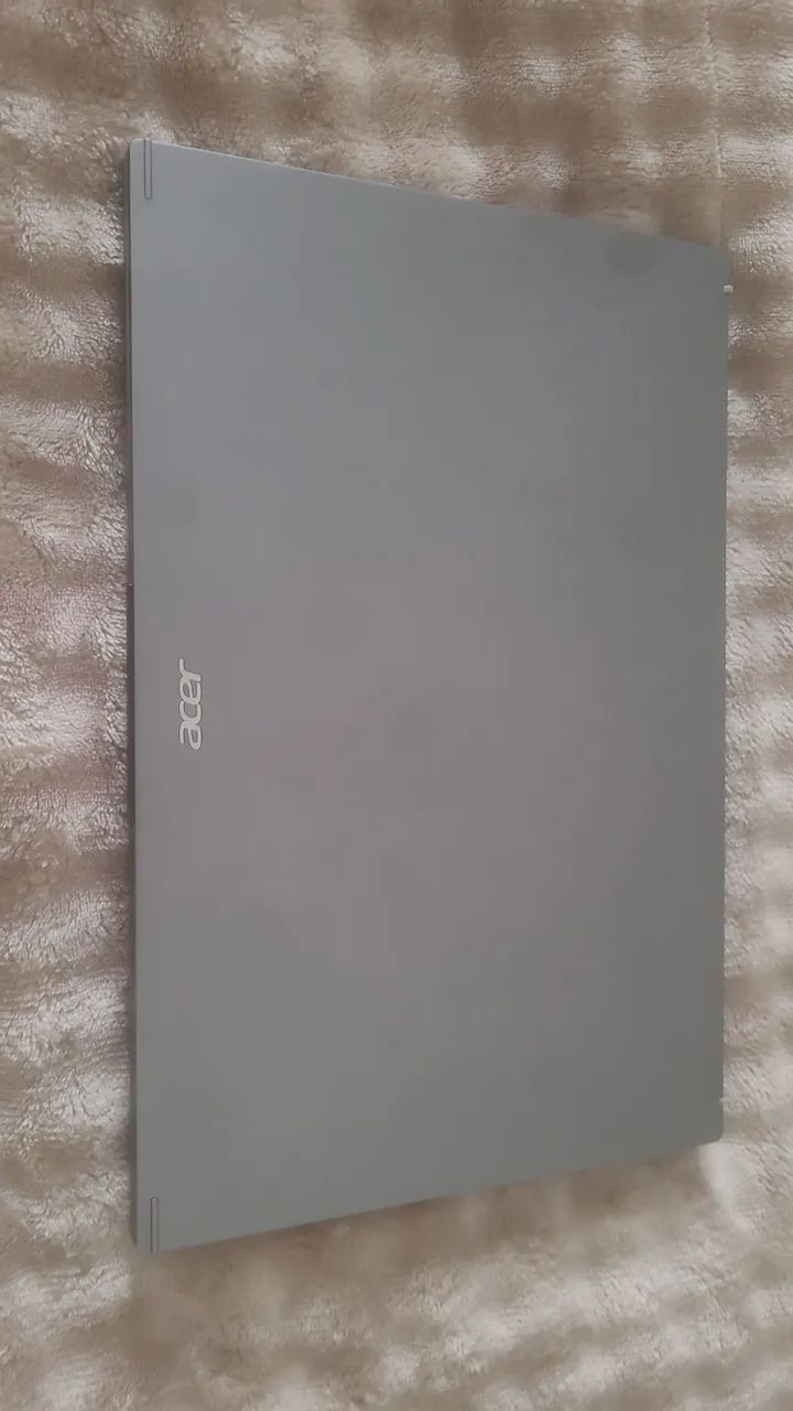 Notbook bom para trabalho e estudos 