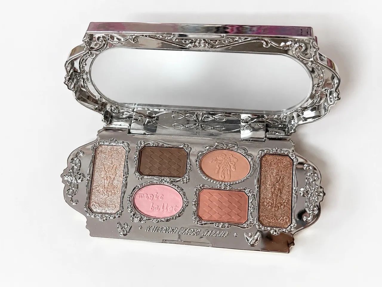 Paleta de sombras Flower knows nova