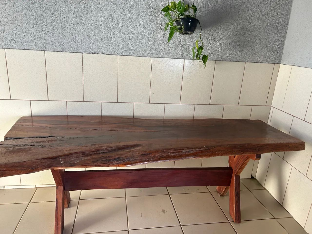 Mesa Rústica de Madeira Maciça - Foto 2