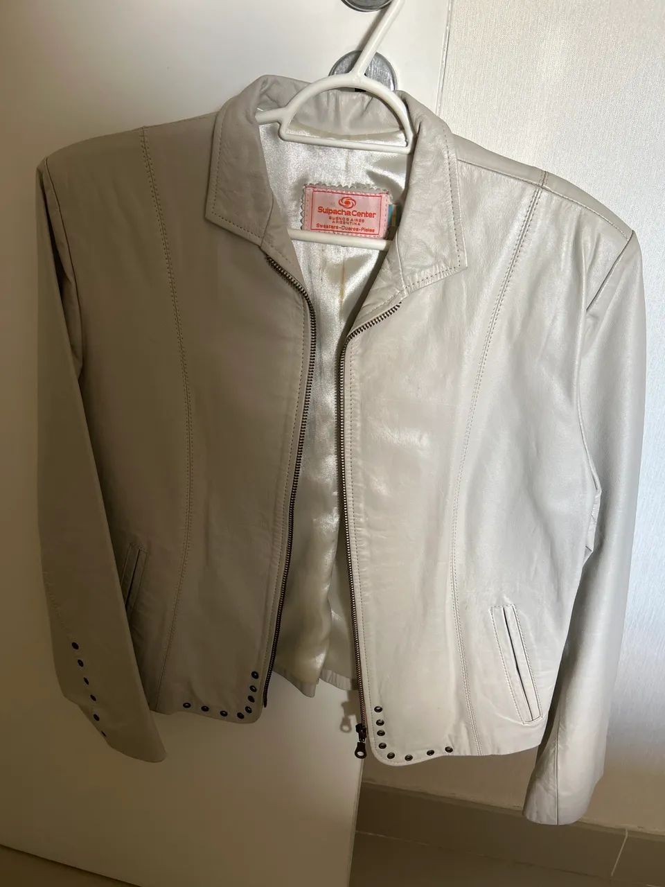 Vendo jaqueta em couro legítimo