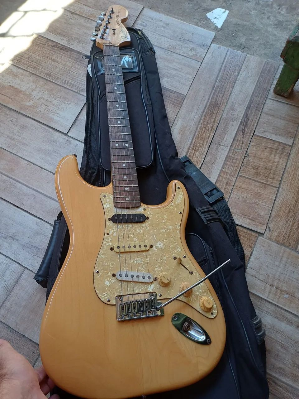Guitarra squier standard top - Foto 3