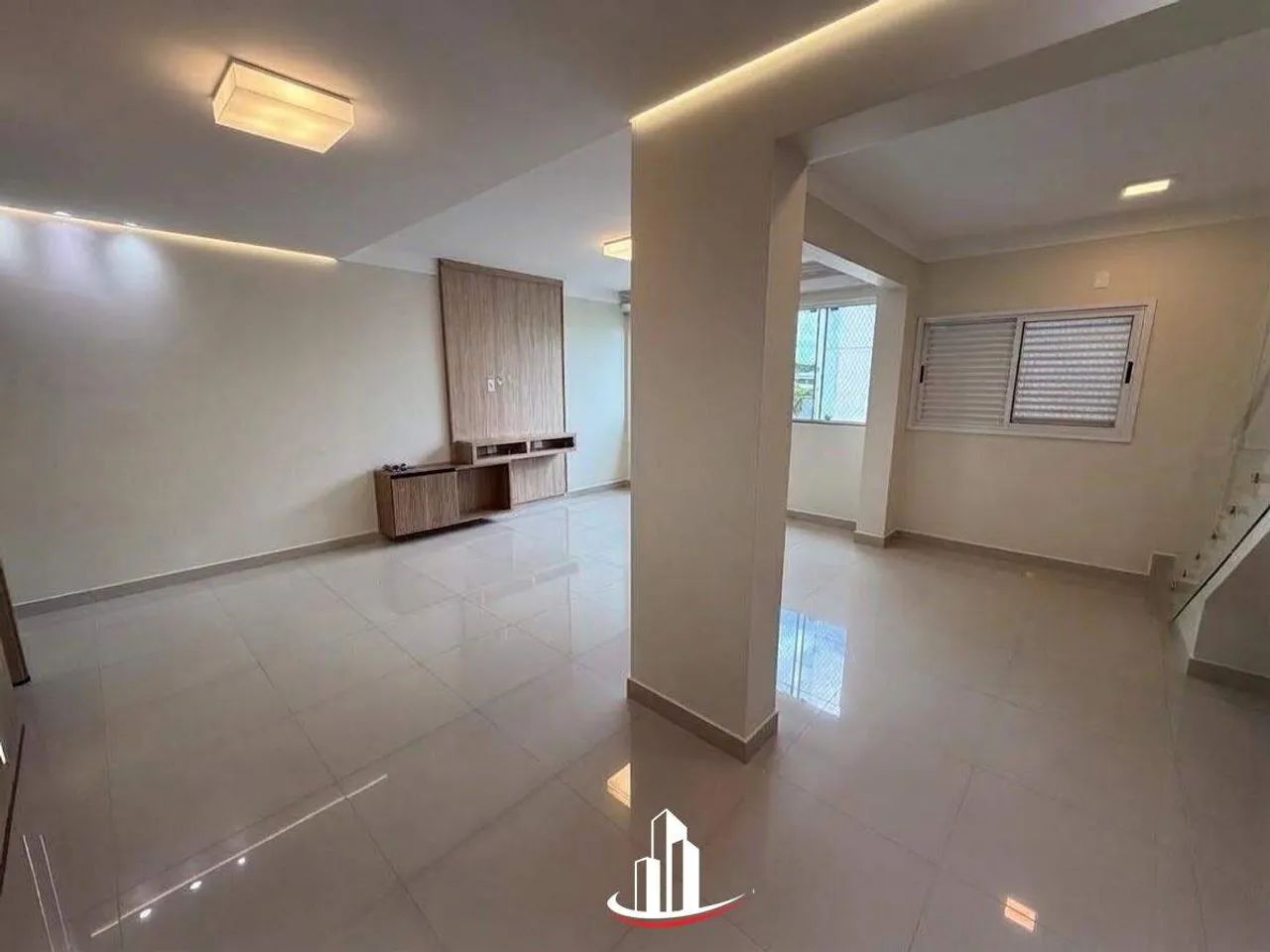 Apartamento duplex com 4 quartos sendo duas suítes, escritório e com 204 m2 de área útil - Foto 2