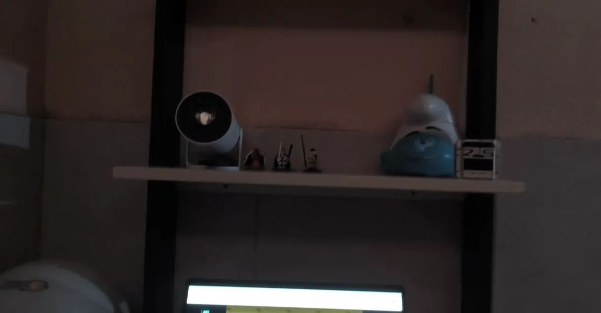 Vende-se Projetor Magcubic HY300 usado 