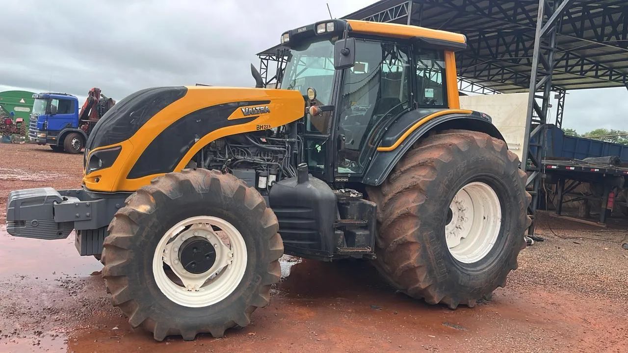  VENDO TRATOR BH 224 - Foto 2