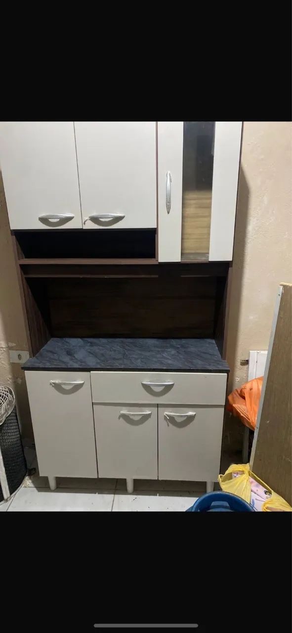 Vende se mesa/armario65566199348355121
