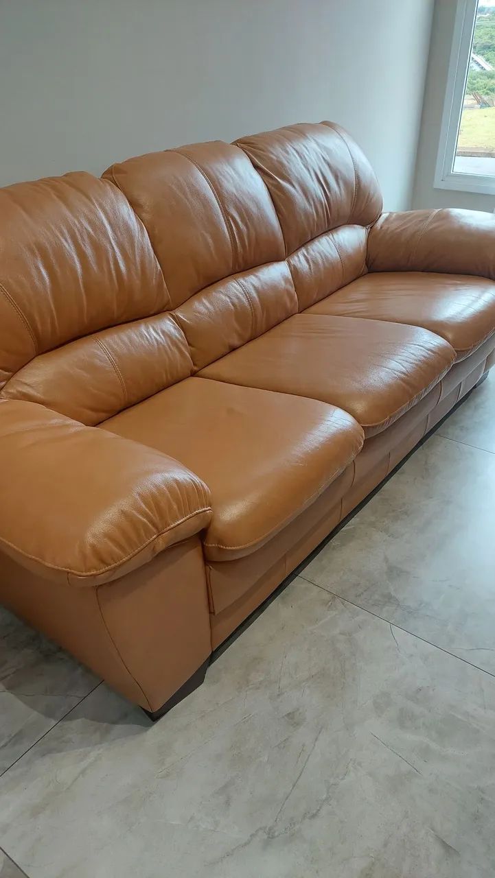 Conjunto de Sofás em Couro Legítimo - 3 e 2 Lugares - Foto 4