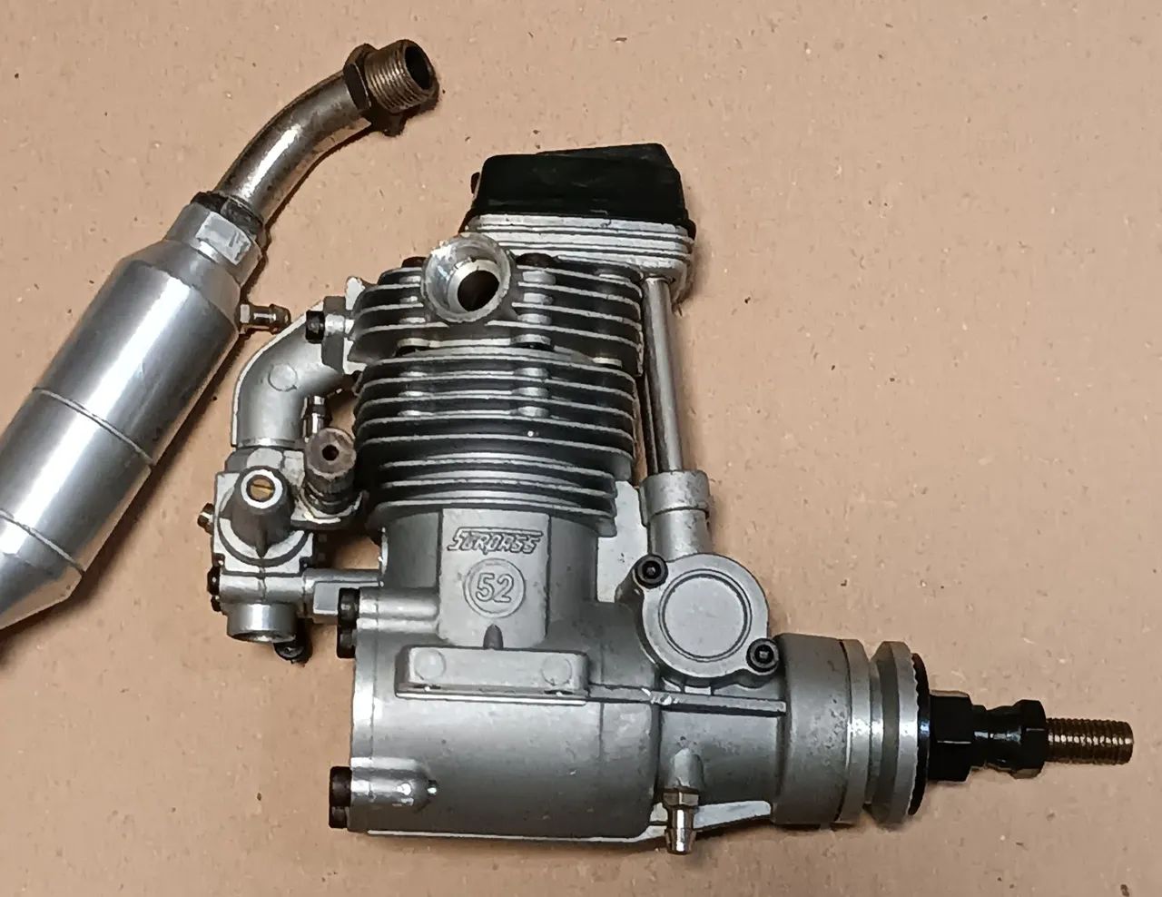 Motor aeromodelo OS Max FS 52 Surpass nitro glow 