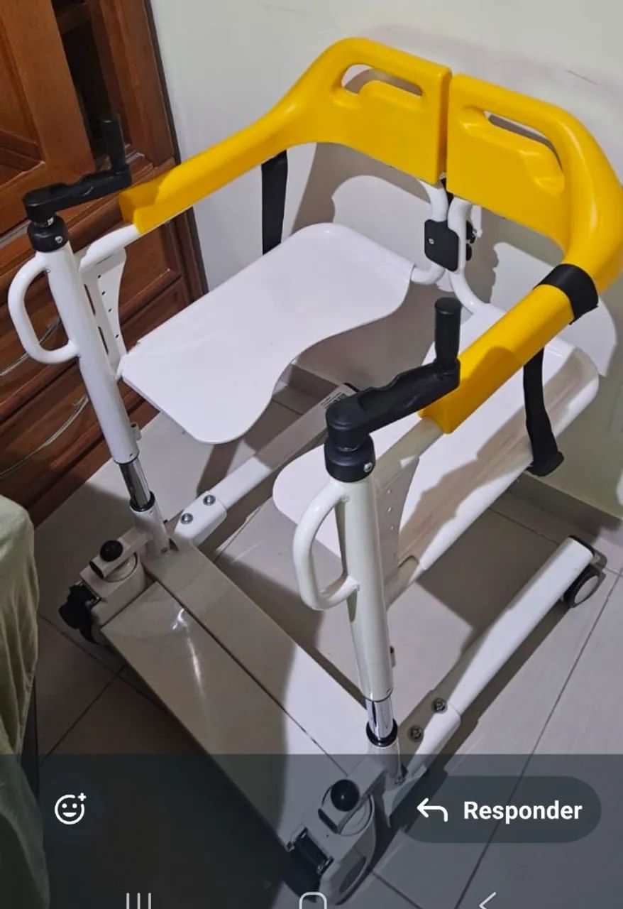 Cadeira de transferência e banho longevitech - Foto 2