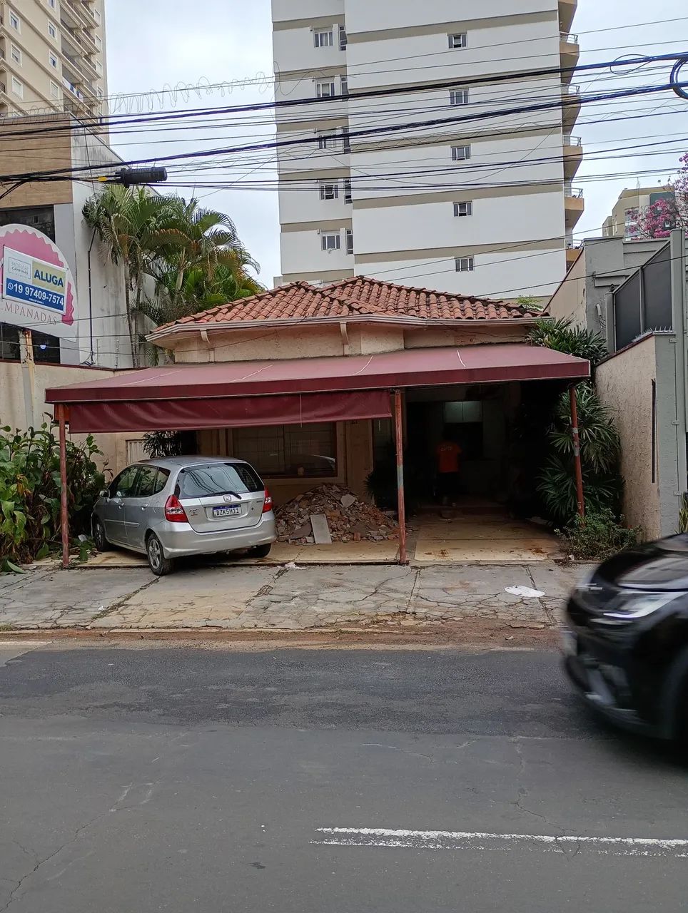 Vendo toldo em ótimo estado 