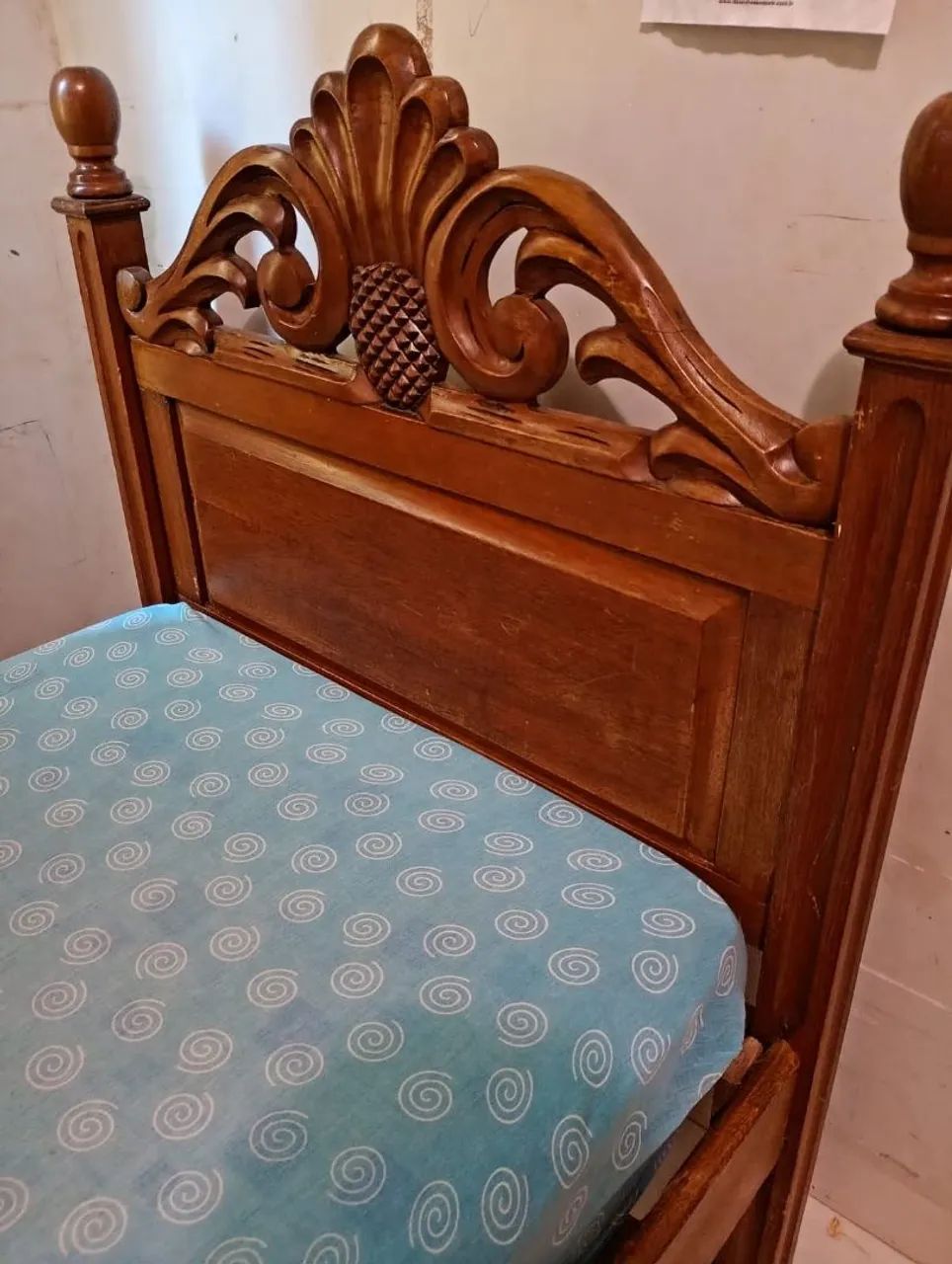 CAMA DE MADEIRA TALHADA SOLTEIRO - Foto 2
