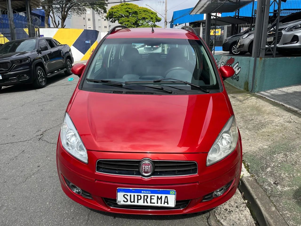 Fiat Idea Attractive 1.4 Fire Flex 8V 5P 2011 - Foto 2