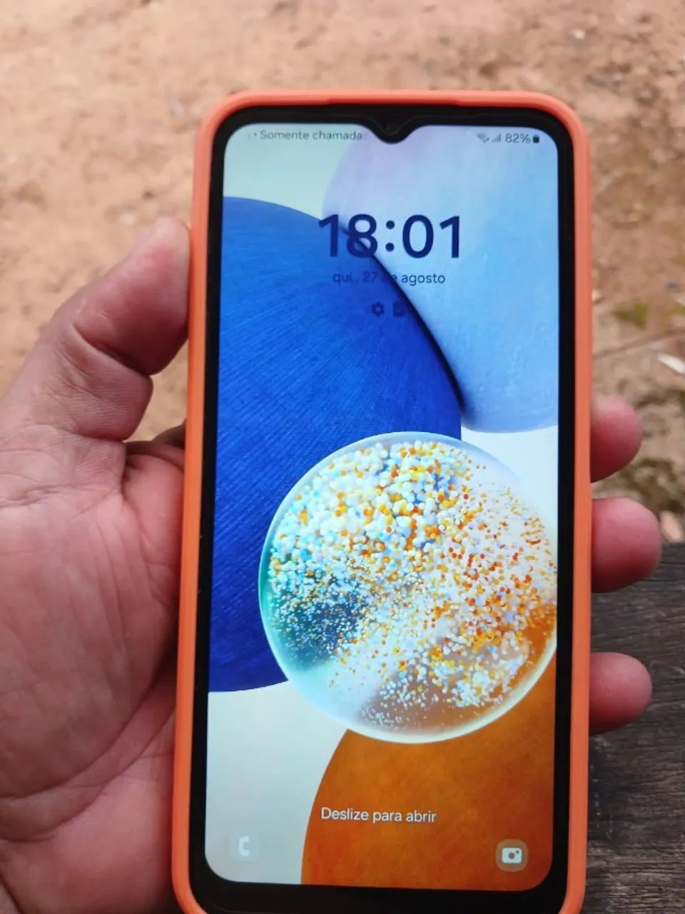 Vende se um celular A 14
