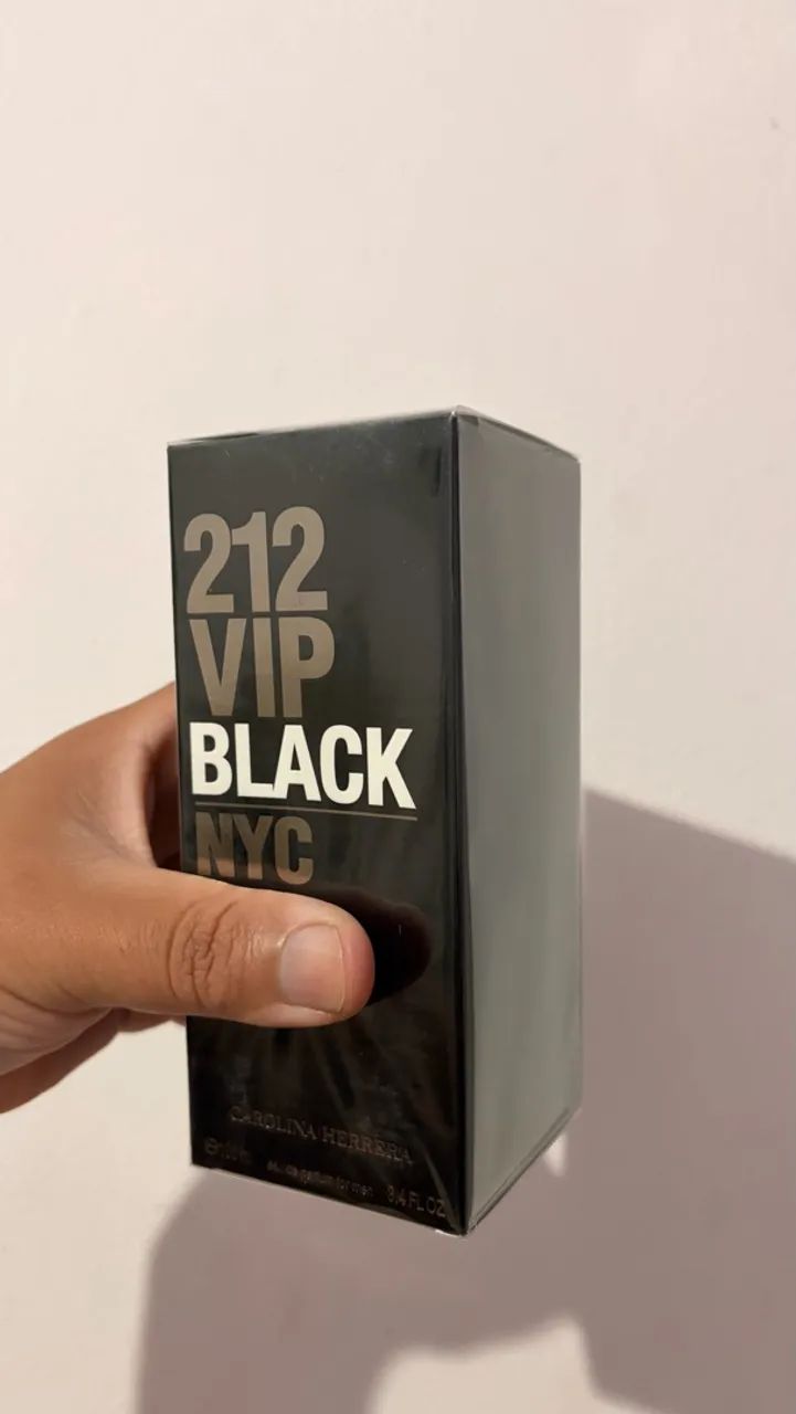 212 vip black 100ml - Foto 2