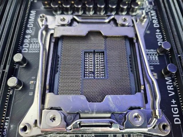 Placa Mãe Asus X99-A USB 3.1 - Defeito código 53 - Foto 2