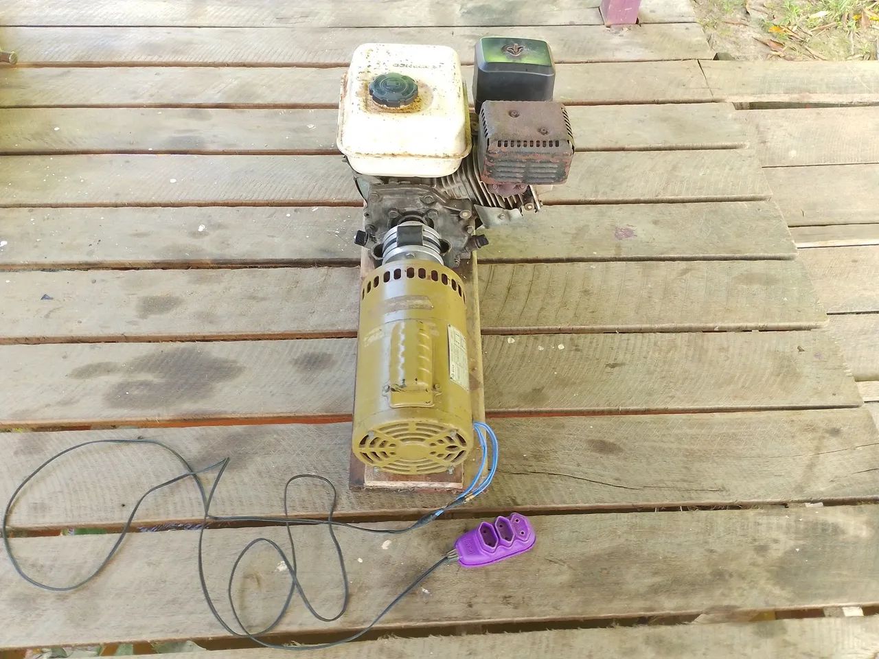 Vendo Gerador de Energia 