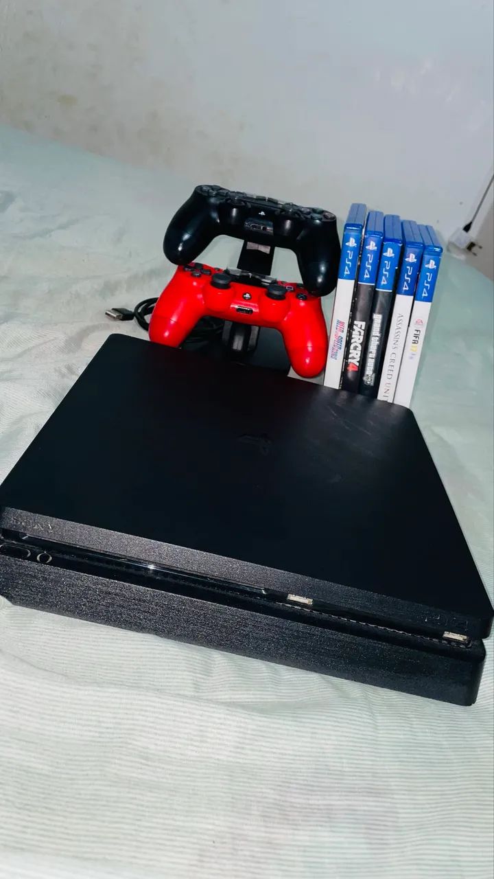 PS4中古　500GB PS4 500GB Muito conservado - Consoles de Vídeo Game - Centro