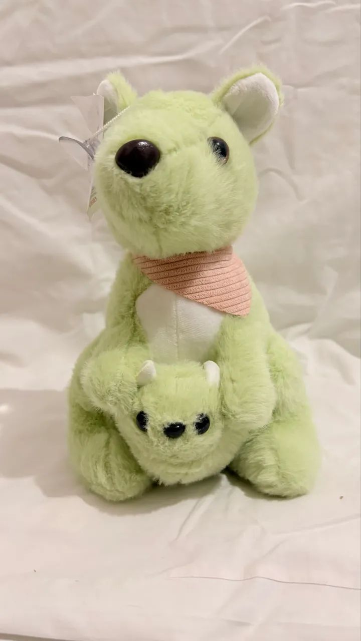 Canguru pelúcia 