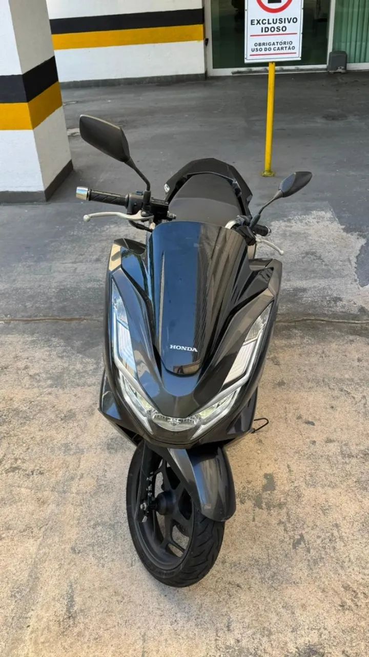 Honda PCX Preta - Estado de Zero!