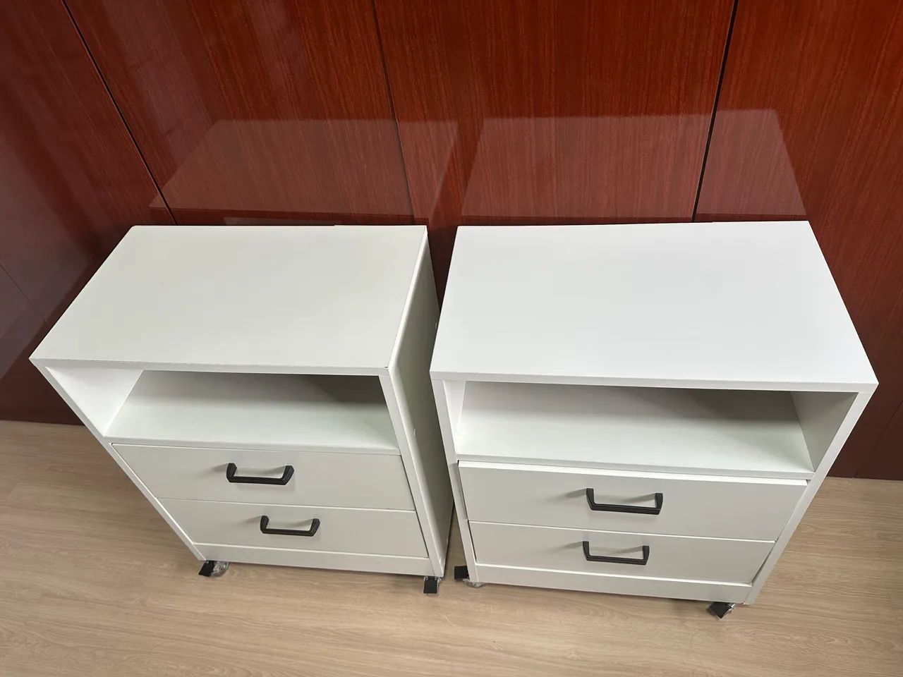 Mesa de Cabeceira 50 CM com Rodinhas - Foto 5