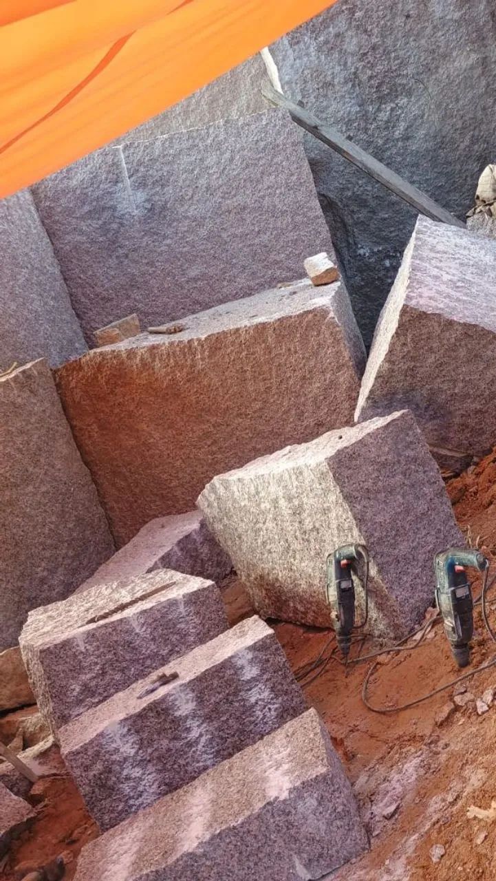 Execução de rocha, detonação e corte de pedra  - Foto 2